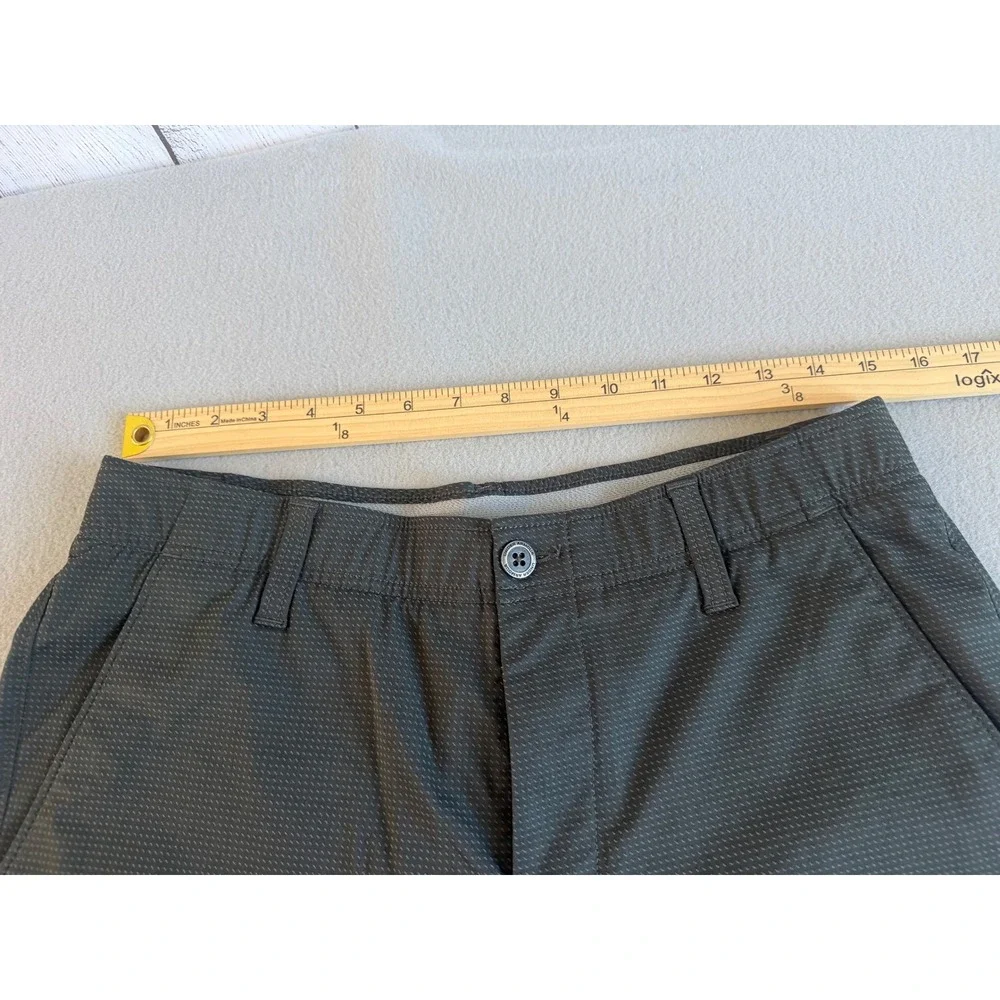 Under Armour Mens Golf Shorts 32 Grey Textured HeatGear Performance Flat Front